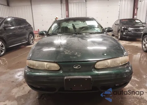 2001 Oldsmobile Alero Gl2 из США, поврежденный, VIN 1G3NL52E61C246537